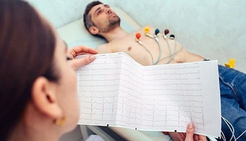 متخصصین قلب چگونه بیماری‌های قلبی را تشخیص می‌دهند؟